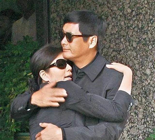 B91D2FEAD0C0w640h808